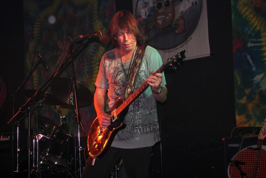 Pat Travers