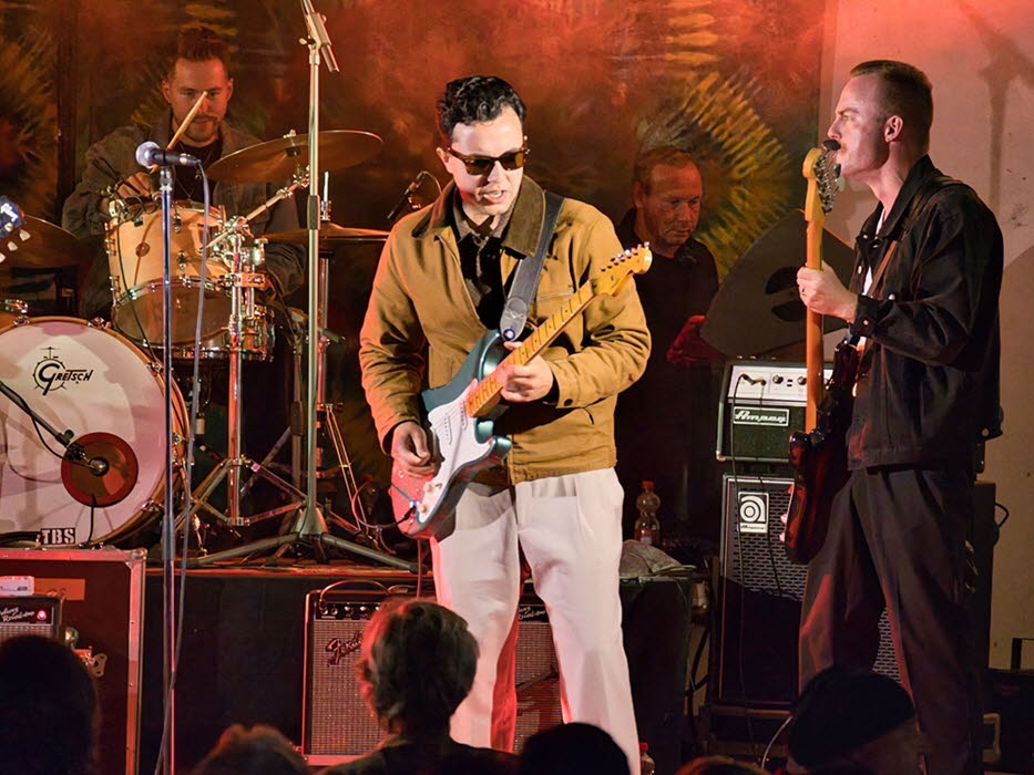 The Bluesanovas
